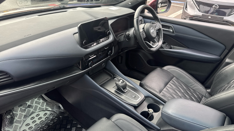 Nissan Qashqai 1.3 DiG-T MH 158 Tekna+ 5dr Xtronic Petrol Hatchback